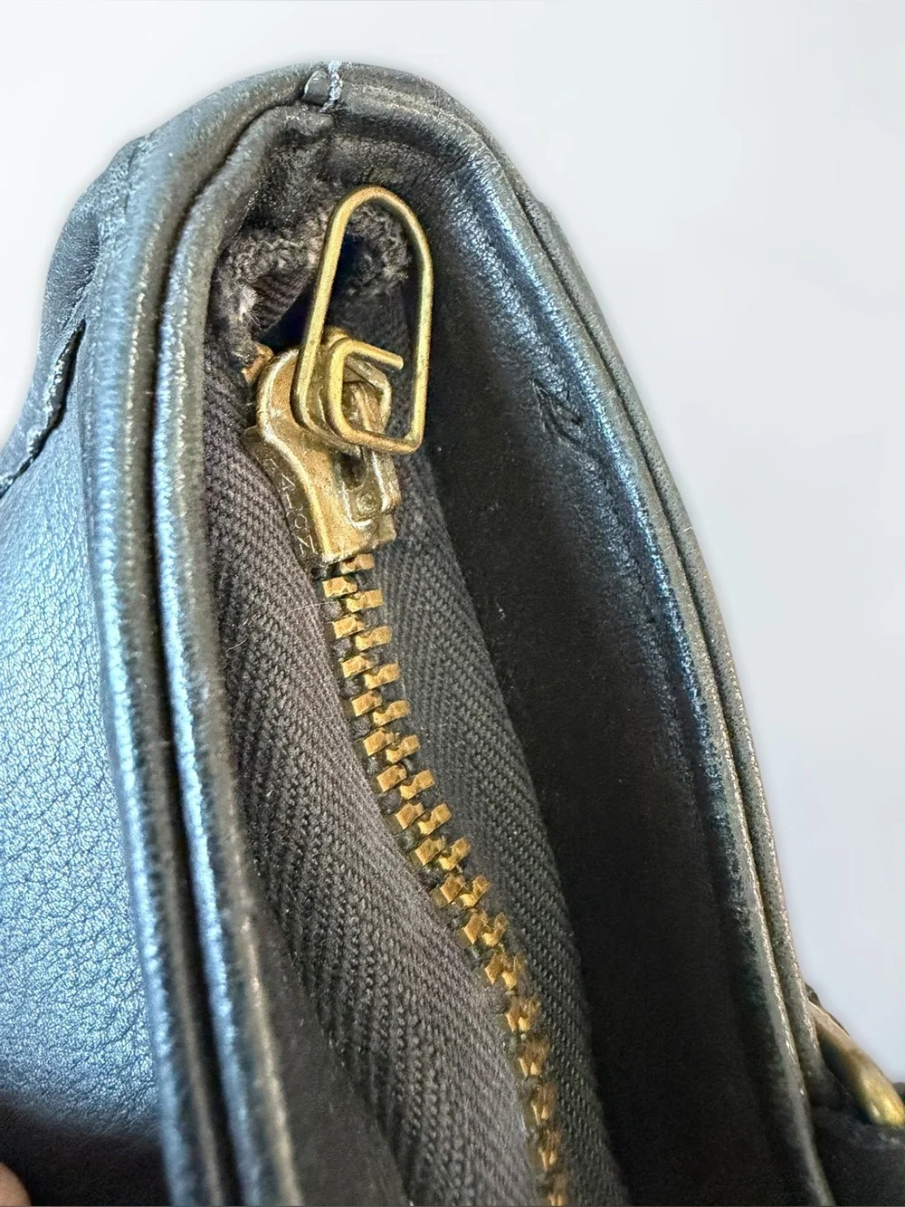 Vintage Coach Watermelon Kisslock Bag Black Leather Pre-Creed 70s Bonnie Cashin